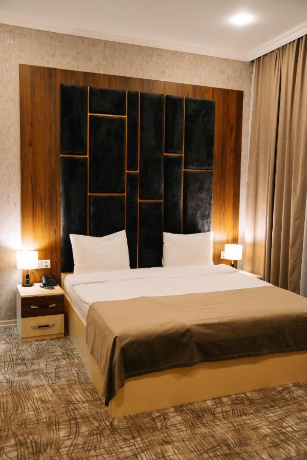 The Clocktower Hotel Baku Eksteriør billede