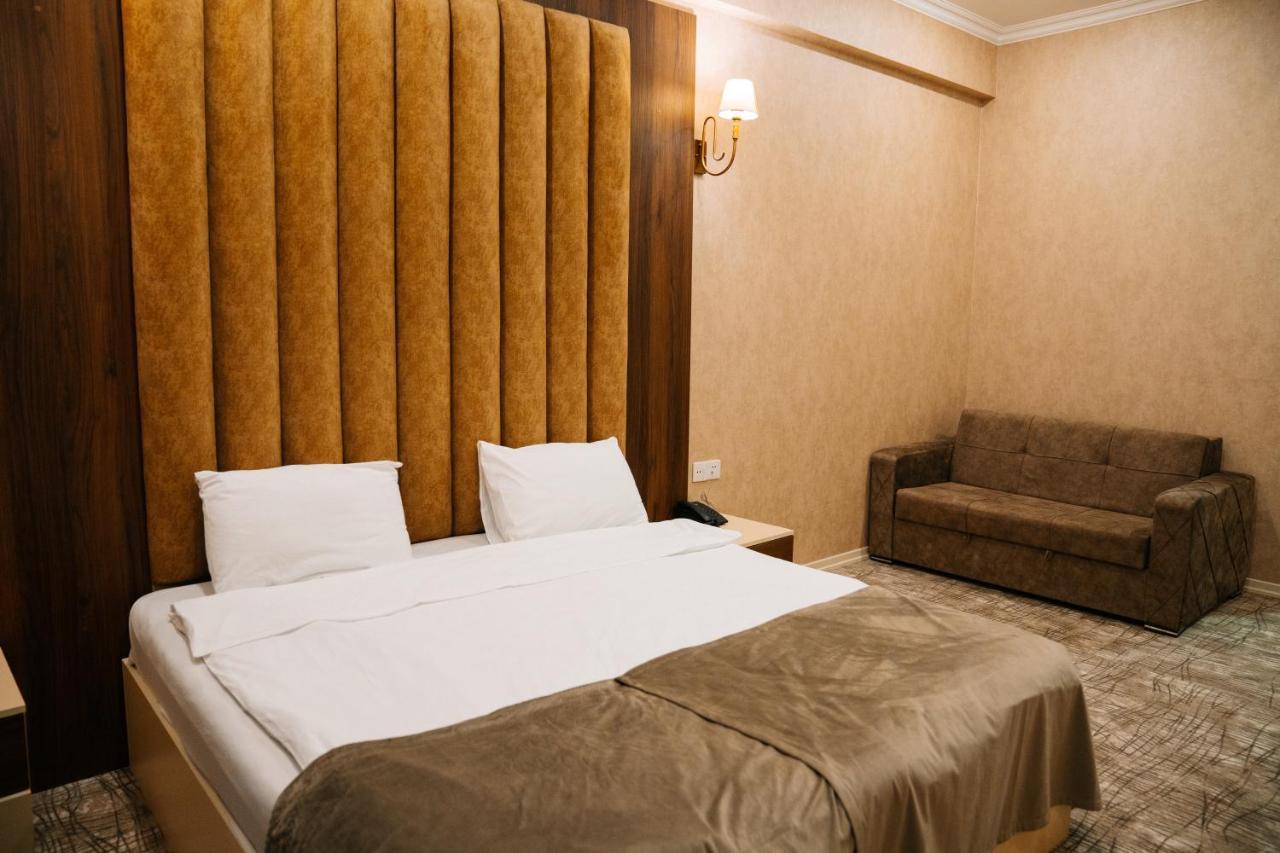 The Clocktower Hotel Baku Eksteriør billede