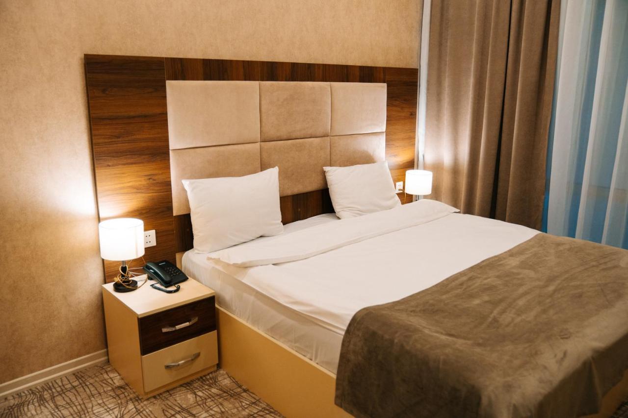 The Clocktower Hotel Baku Eksteriør billede