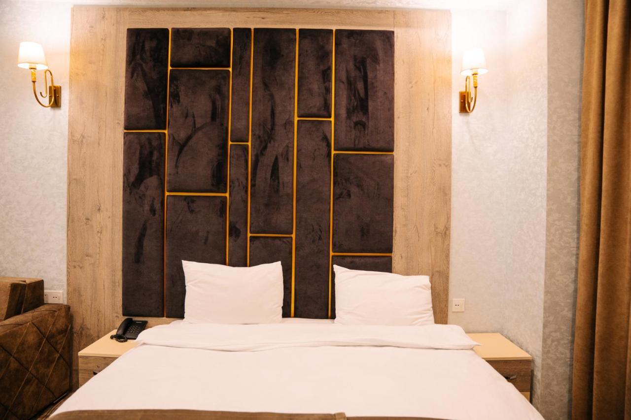 The Clocktower Hotel Baku Eksteriør billede